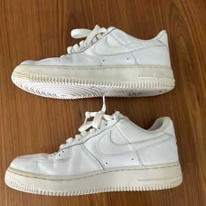 Nike Air Force 1 sneaker womens 9 in white